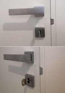 Particolare maniglia porta ida interno bianca