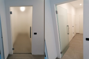 PORTA IN VETRO